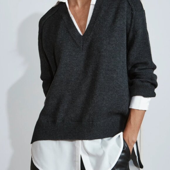 Brochu Walker Layered V Neck Medium RETAIL $388 Wool & Cashmere ECO FRIENDLY - Picture 5 of 10